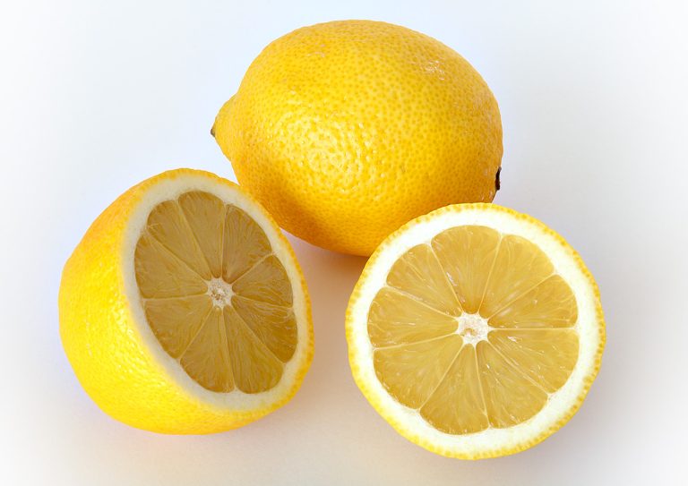 Siwak au Citron : Bienfaits Blanchissants et Antibactériens